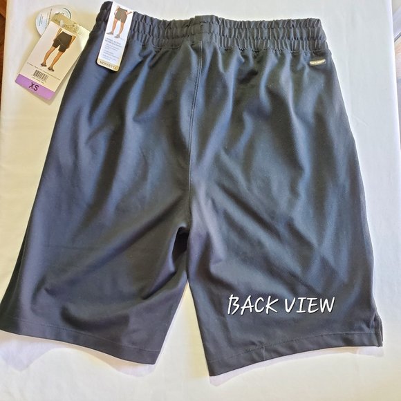 MONDETTA Ladies Active Bermuda Black Short, Size XS - Picture 6 of 15